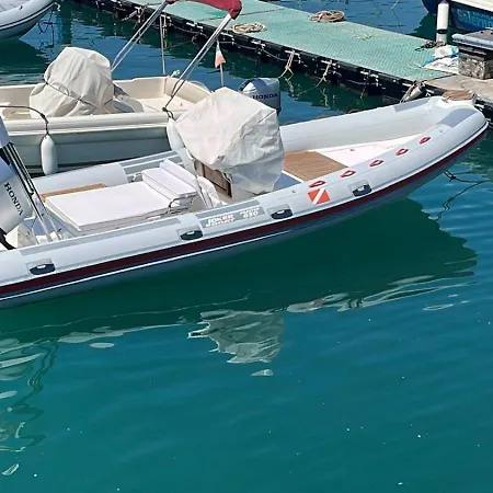 Seaside House Apartman Vietri